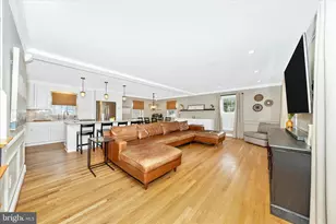 212 Baughmans Ln, Frederick, MD 21702 - Photo 5