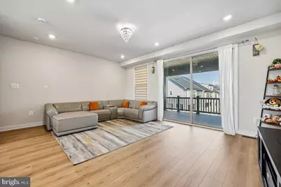 10206 Lake Linganore Boulevard, New Market, MD 21774 - Photo 5