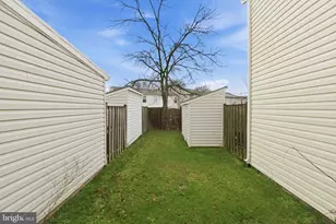 524 Lancaster Pl, Frederick, MD 21703 - Photo 19