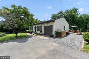 8354 Rocky Springs Rd, Frederick, MD 21702 - Photo 3