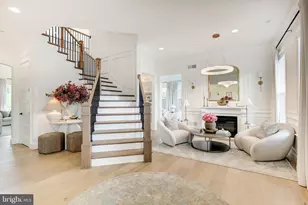 2728 Hillfield Dr, Frederick, MD 21702 - Photo 5