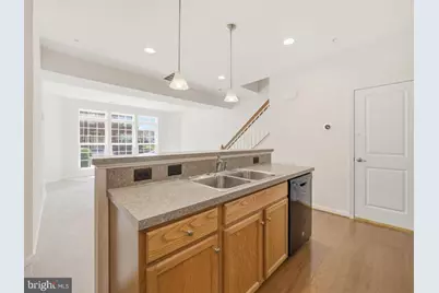 6424 Alan Linton Boulevard E, Frederick, MD 21703 - Photo 9