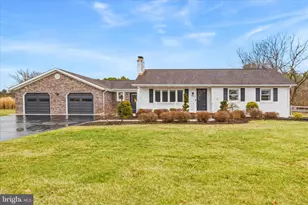 7903 Clover Hill Dr, Frederick, MD 21702 - Photo 1