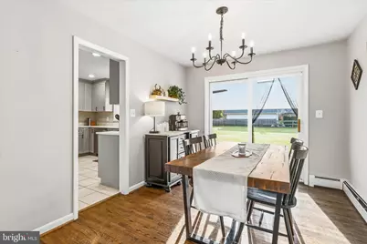 7903 Clover Hill Drive, Frederick, MD 21702 - Photo 5