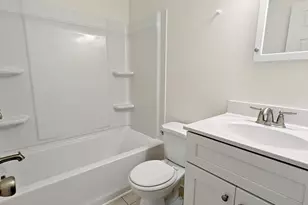 526 Essex Pl, Frederick, MD 21703 - Photo 5