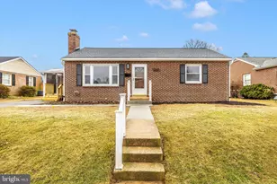 406 9th St, Frederick, MD 21701 - Photo 7