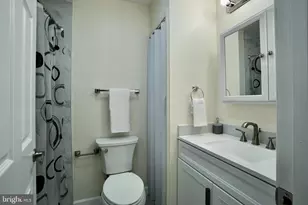 5804 Lantana Cir, Frederick, MD 21703 - Photo 11