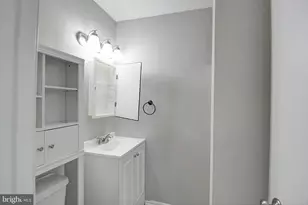 101 S Oak Cliff Ct, Mount Airy, MD 21771 - Photo 13