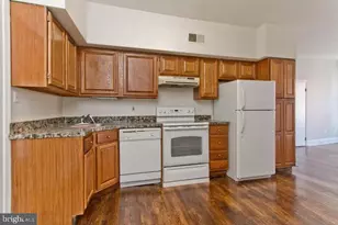 308 N Market Street N, Frederick, MD 21701 - Photo 3