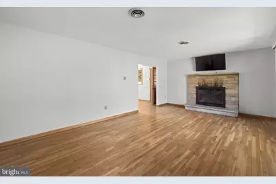 7203 Peekskill Drive, Frederick, MD 21702 - Photo 5