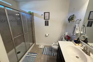 8462 Hedwig Ln, Frederick, MD 21704 - Photo 7