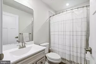 317 Pemberton Park Ln, Frederick, MD 21703 - Photo 23