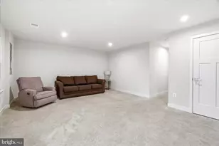 317 Pemberton Park Ln, Frederick, MD 21703 - Photo 25