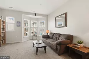 1318 Hampshire Dr, Frederick, MD 21702 - Photo 5