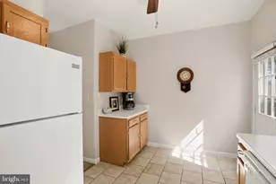 1318 Hampshire Dr, Frederick, MD 21702 - Photo 11