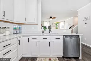 220 Longley Grn Dr, Walkersville, MD 21793 - Photo 11