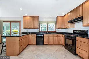 8234 Glendale Dr, Frederick, MD 21702 - Photo 17