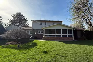 8234 Glendale Dr, Frederick, MD 21702 - Photo 3