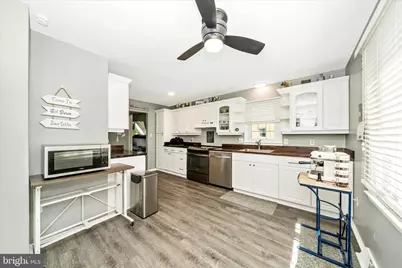 233 Wintergreen Lane, Brunswick, MD 21716 - Photo 3