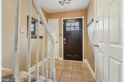56 Victoria Square, Frederick, MD 21702 - Photo 7