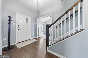 1621 Hobble Trl, Frederick, MD 21702 - Photo 3