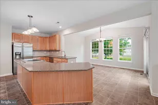 5902 Union Ridge Dr, Adamstown, MD 21710 - Photo 3