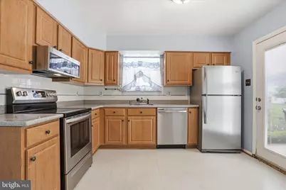 5661 Crabapple Drive, Frederick, MD 21703 - Photo 3