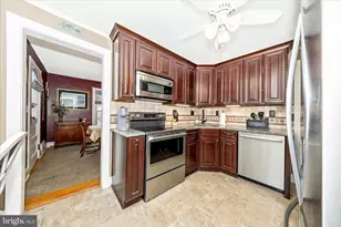 526 Grant Pl, Frederick, MD 21702 - Photo 9