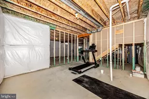 1701 Evansberry Dr, Frederick, MD 21701 - Photo 35