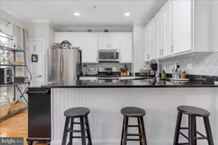 6378 Meandering Woods Ct, Frederick, MD 21701 - Photo 9