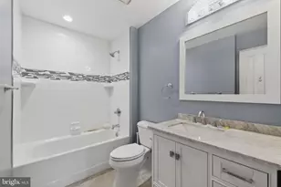 825 Dunbrooke Ct, Frederick, MD 21701 - Photo 19