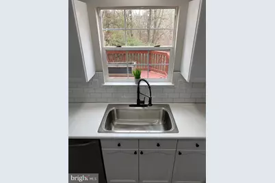 8806 Briarcliff Lane, Frederick, MD 21701 - Photo 5