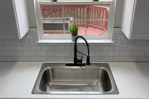 8806 Briarcliff Ln, Frederick, MD 21701 - Photo 5