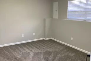 8806 Briarcliff Ln, Frederick, MD 21701 - Photo 9