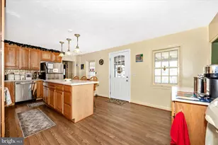 2 N 2nd St, Woodsboro, MD 21798 - Photo 9