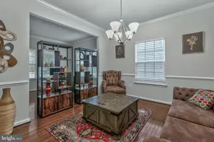 1113 Long Farm Cir, Brunswick, MD 21716 - Photo 5