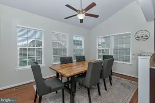 1113 Long Farm Cir, Brunswick, MD 21716 - Photo 11