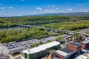 1113 Long Farm Cir, Brunswick, MD 21716 - Photo 63