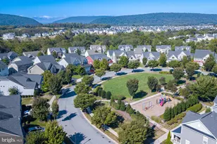 1113 Long Farm Cir, Brunswick, MD 21716 - Photo 47