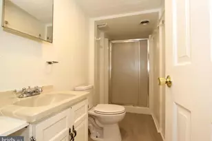 8121 Runnymeade Dr, Frederick, MD 21702 - Photo 35