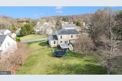 4804 Bennington Place E, Jefferson, MD 21755 - Photo 3