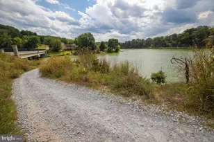 5941 Tomahawk St, New Market, MD 21774 - Photo 53