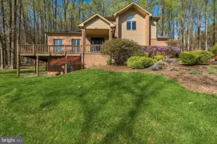 6806 Forest Park Ct, New Market, MD 21774 - Photo 3