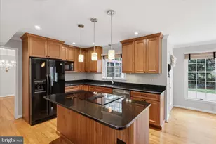 2405 Noble Manor Ln, Frederick, MD 21702 - Photo 7