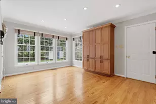 2405 Noble Manor Ln, Frederick, MD 21702 - Photo 5