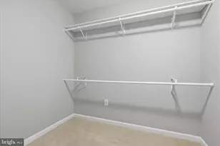 2405 Noble Manor Ln, Frederick, MD 21702 - Photo 17