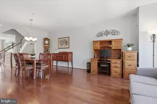 10909 Divot Ct, New Market, MD 21774 - Photo 9