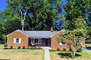 627 Grant Pl, Frederick, MD 21702 - Photo 1