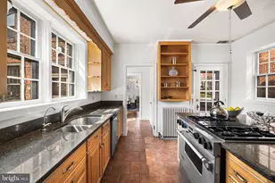 106 N Court St, Frederick, MD 21701 - Photo 11