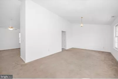 8960 Albaugh Road #UPPER UNIT, Mount Airy, MD 21771 - Photo 5